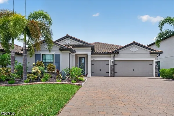 Property Slideshow image 2 of 36 | 17624 kinzie ln, Estero, FL, 33928