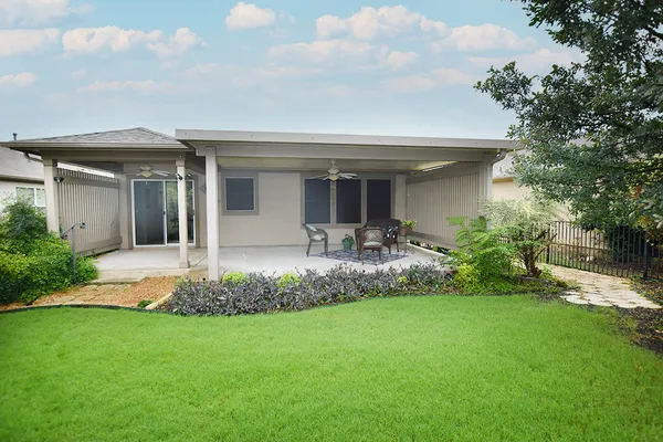 Property Slideshow image 2 of 25 | 110 huntsville cv, Georgetown, TX, 78633