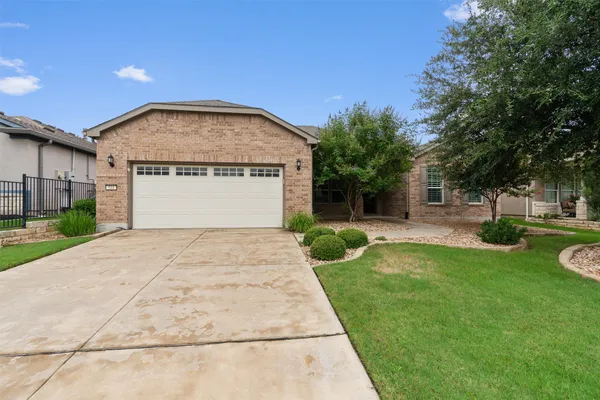 Property Slideshow image 2 of 36 | 511 davis mountain cir, Georgetown, TX, 78633