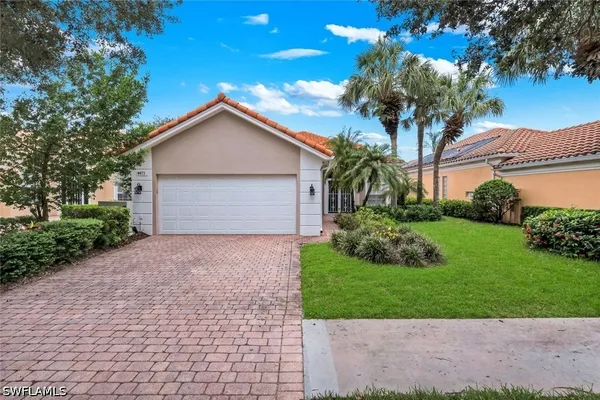 Property Slideshow image 2 of 50 | 4471 prescott ln, Naples, FL, 34119