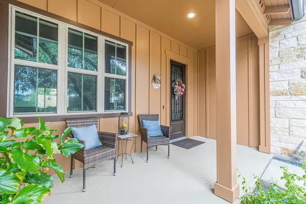 Property Slideshow image 2 of 40 | 908 dancing oak ln, San Marcos, TX, 78666