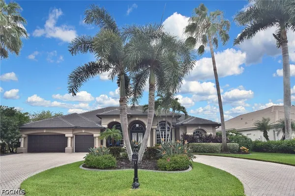 Property Slideshow image 2 of 44 | 7311 heritage palms estates dr, Fort Myers, FL, 33966