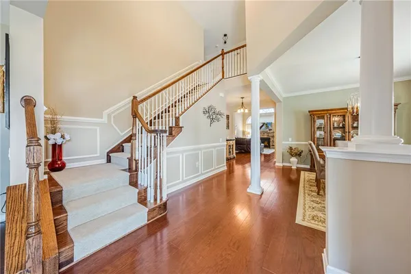 Property Slideshow image 3 of 56 | 4406 colonial ln, Upper Saucon Twp, PA, 18034