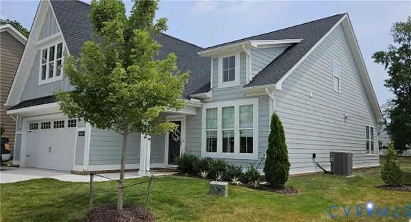 Property Slideshow image 2 of 10 | 8409 chimney rock dr, Mechanicsville, VA, 23116