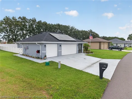 Property Slideshow image 2 of 41 | 61 grandview blvd, Lake Placid, FL, 33852