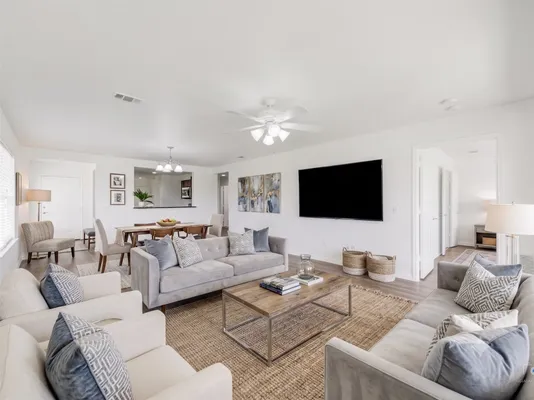 Property Slideshow image 2 of 39 | 7542 birmingham forest dr, Frisco, TX, 75036