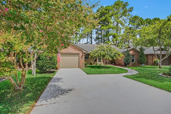 Property Slideshow image 3 of 41 | 119 birchwood ln, Conway, SC, 29526