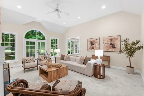 Property Slideshow image 3 of 51 | 2052 hornes lake rd, Williamsburg, VA, 23185