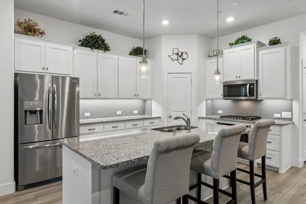 Property Slideshow image 2 of 30 | 3931 marigold ln, Prosper, TX, 75078