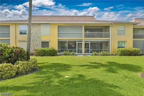 Property Slideshow image 3 of 28 | 351 charlemagne blvd 105a, Naples, FL, 34112