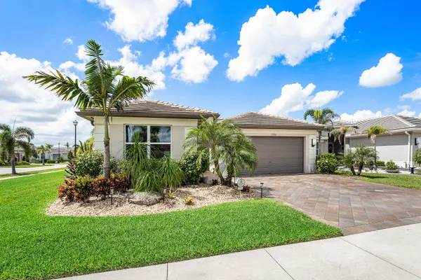 Property Slideshow image 2 of 46 | 12200 sw sandpiper way, Port St Lucie, FL, 34987