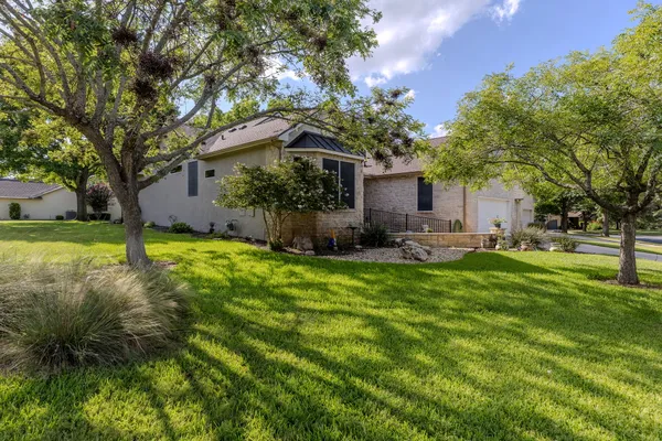 Property Slideshow image 2 of 35 | 101 morning glory cir, Georgetown, TX, 78633