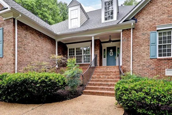 Property Slideshow image 3 of 41 | 140 southern hls, Williamsburg, VA, 23188