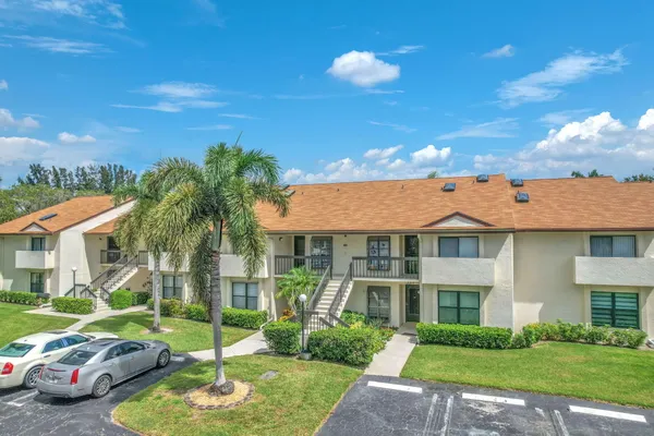 Property Slideshow image 2 of 46 | 3318 lucerne park dr, ,, FL, 33467