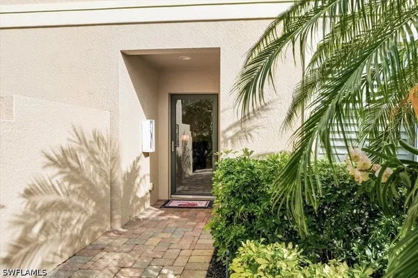 Property Slideshow image 2 of 45 | 6622 alden woods cir 101, Naples, FL, 34113