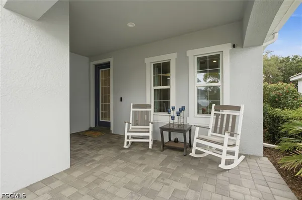 Property Slideshow image 3 of 50 | 3121 heritage pines dr, Fort Myers, FL, 33905