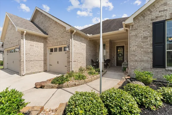Property Slideshow image 3 of 48 | 245 appaloosa ct, The Woodlands, TX, 77382