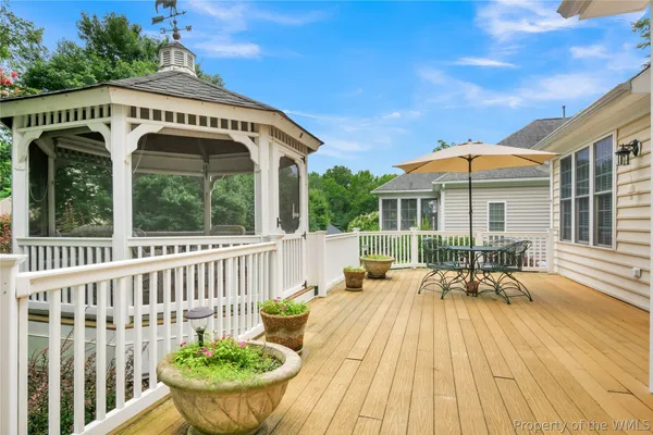 Property Slideshow image 2 of 51 | 147 nottinghamshire, Williamsburg, VA, 23188