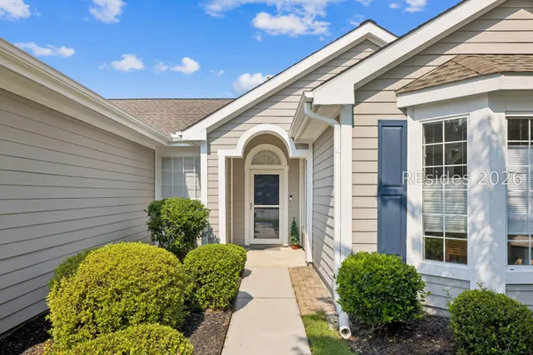 Property Slideshow image 2 of 62 | 5 lake somerset ct, Bluffton, SC, 29909
