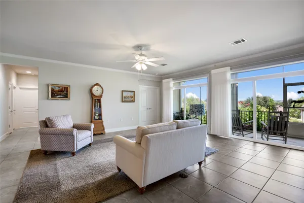 Property Slideshow image 3 of 34 | 126 caddo lake trl, Georgetown, TX, 78633