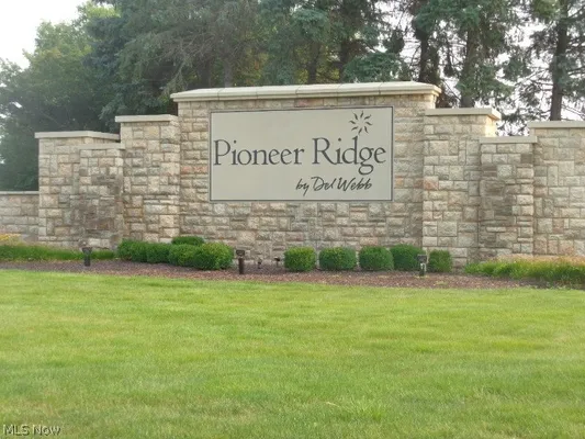 Property Slideshow image 2 of 32 | 9345 norwich pl, North Ridgeville, OH, 44039