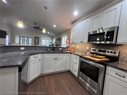 Property Slideshow image 2 of 38 | 10456 high grove ave, Lake Placid, FL, 33852