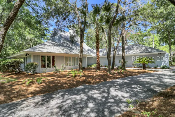 Property Slideshow image 2 of 90 | 3 twisted cay ln, Hilton Head Island, SC, 29926