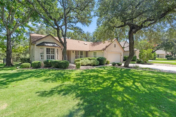 Property Slideshow image 3 of 39 | 188 trail rider way, Georgetown, TX, 78633