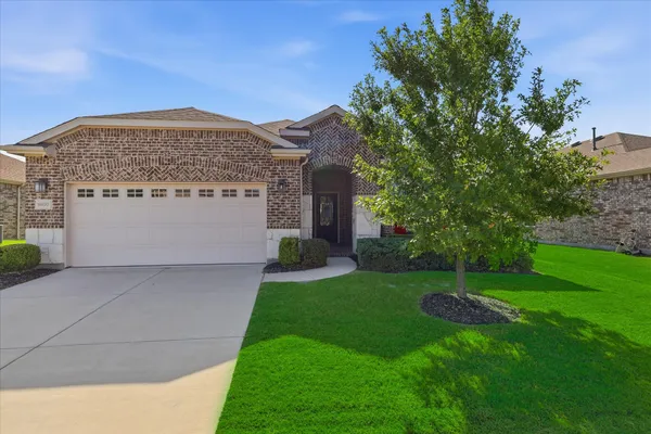 Property Slideshow image 2 of 40 | 8870 silent river rd, Frisco, TX, 75036
