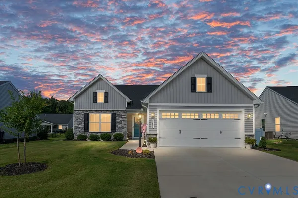 Property Slideshow image 3 of 91 | 7484 southamptonshire way, New Kent, VA, 23124