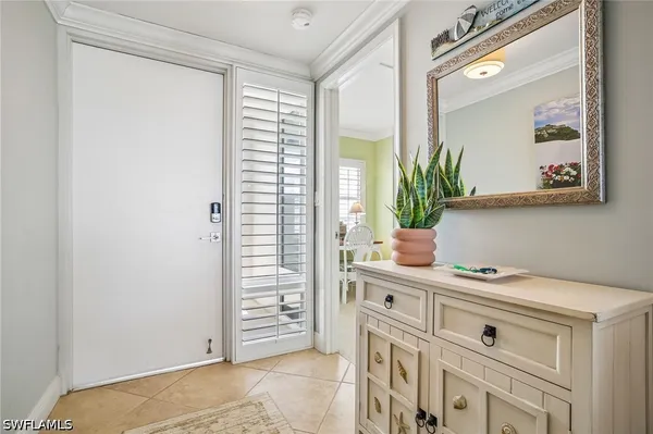 Property Slideshow image 3 of 25 | 3443 gulf shore blvd 710, Naples, FL, 34103