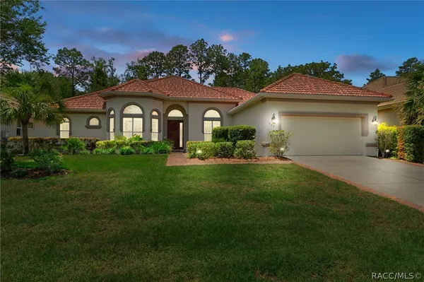 Property Slideshow image 2 of 69 | 907 n hunt club dr, Hernando, FL, 34442