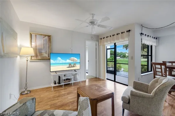 Property Slideshow image 2 of 32 | 13240 white marsh ln 7, Fort Myers, FL, 33912