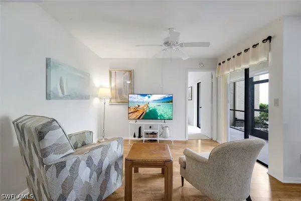 Property Slideshow image 3 of 32 | 13240 white marsh ln 7, Fort Myers, FL, 33912
