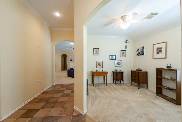Property Slideshow image 3 of 23 | 5335 greenbrae ln, Katy, TX, 77494