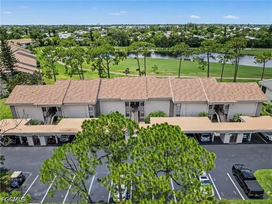 Property Slideshow image 2 of 26 | 5625 trailwinds dr 412, Fort Myers, FL, 33907