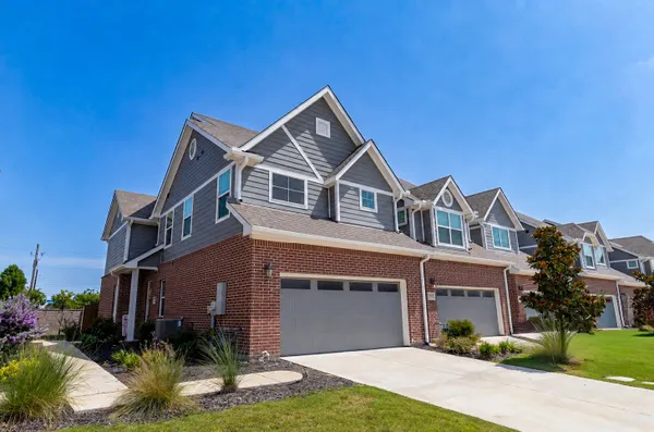 Property Slideshow image 2 of 25 | 2912 grandview dr, Wylie, TX, 75098