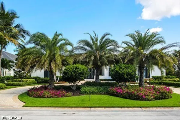 Property Slideshow image 2 of 40 | 595 regatta rd, Naples, FL, 34103