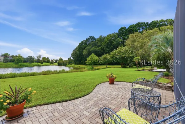 Property Slideshow image 3 of 44 | 81 holly ribbons cir, Bluffton, SC, 29909