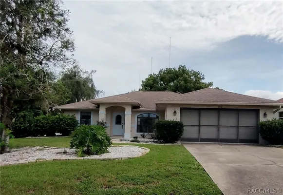 Property Slideshow image 2 of 29 | 3716 e cove park trl, Hernando, FL, 34442