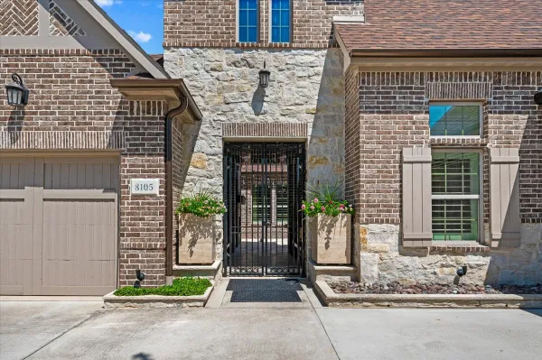Property Slideshow image 2 of 40 | 8105 castlebridge, The Colony, TX, 75056