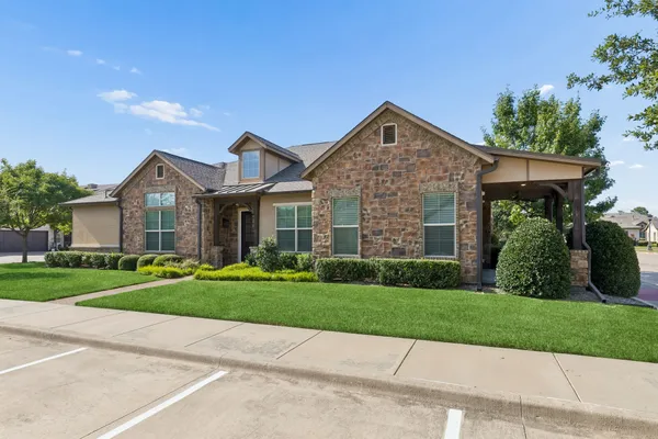 Property Slideshow image 3 of 36 | 441 watermere dr, Southlake, TX, 76092