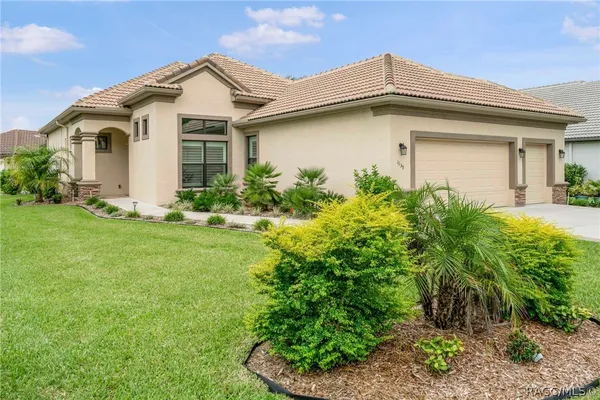 Property Slideshow image 3 of 45 | 1139 n hunt club dr, Hernando, FL, 34442