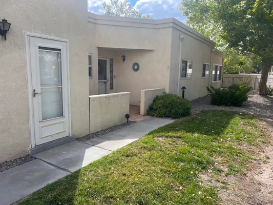 Property Slideshow image 3 of 21 | 3265 esplanade cir, Rio Rancho, NM, 87124