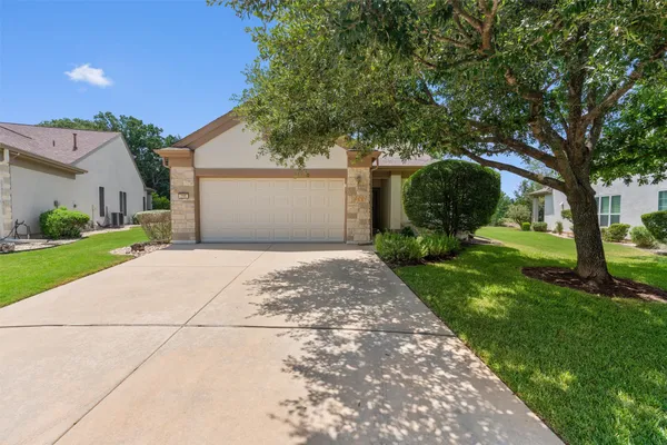 Property Slideshow image 2 of 34 | 215 crockett loop, Georgetown, TX, 78633