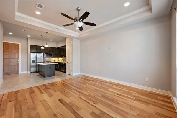 Property Slideshow image 2 of 40 | 106 bella toscana ave 3303, Austin, TX, 78734