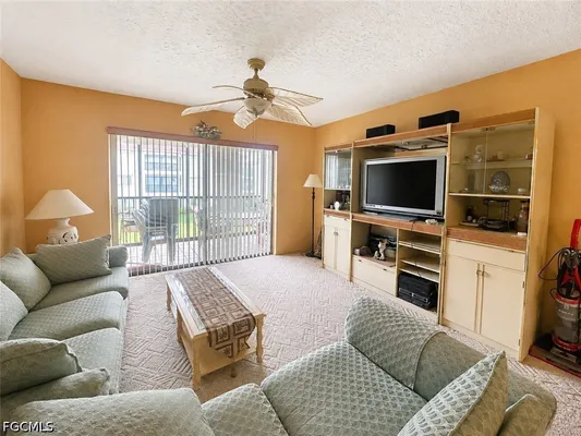 Property Slideshow image 3 of 12 | 11220 caravel cir 203, Fort Myers, FL, 33908