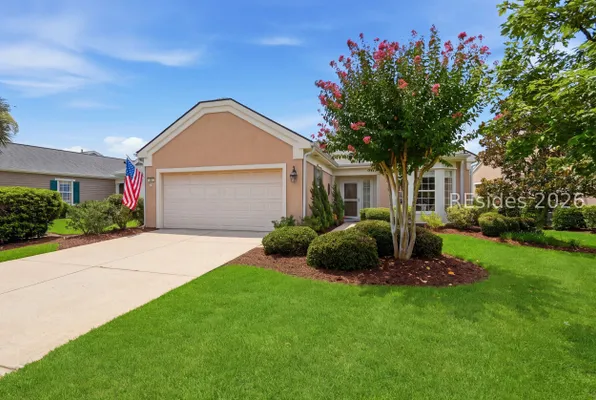 Property Slideshow image 2 of 84 | 65 holly ribbons cir, Bluffton, SC, 29909