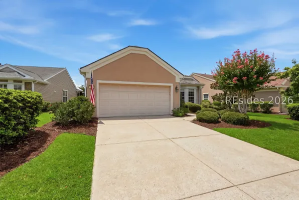 Property Slideshow image 3 of 84 | 65 holly ribbons cir, Bluffton, SC, 29909