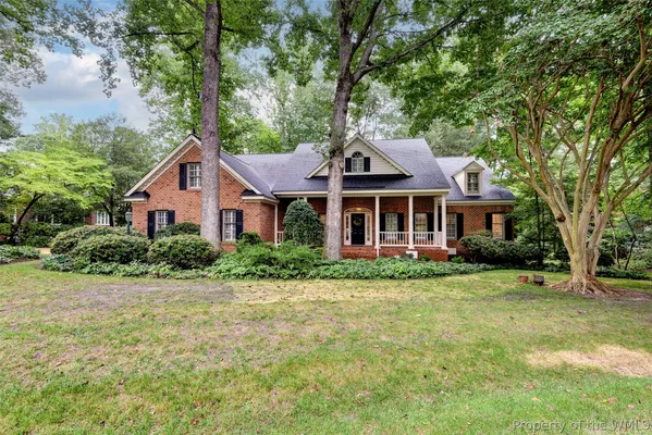 Property Slideshow image 2 of 45 | 101 harbour town, Williamsburg, VA, 23188